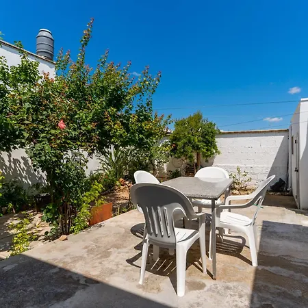 ヴィラ Tina A トッレ・ラピッロ